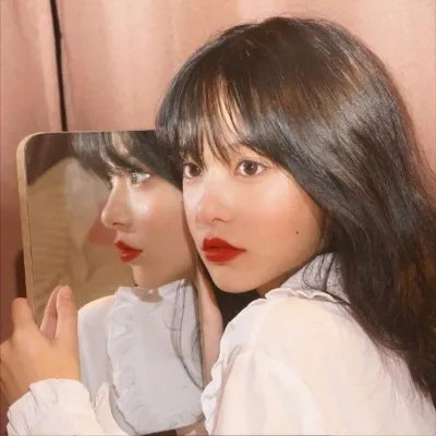庭院里的女人 在线观看